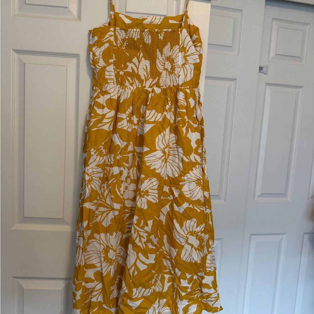 Vibrant Floral Linen-Blend Midi Dress - Picture 2 of 4